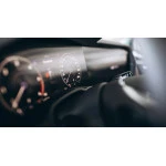 Glass or plastic? What to choose for protecting your car multimedia system Glass or plastic? What to choose for protecting your car multimedia system