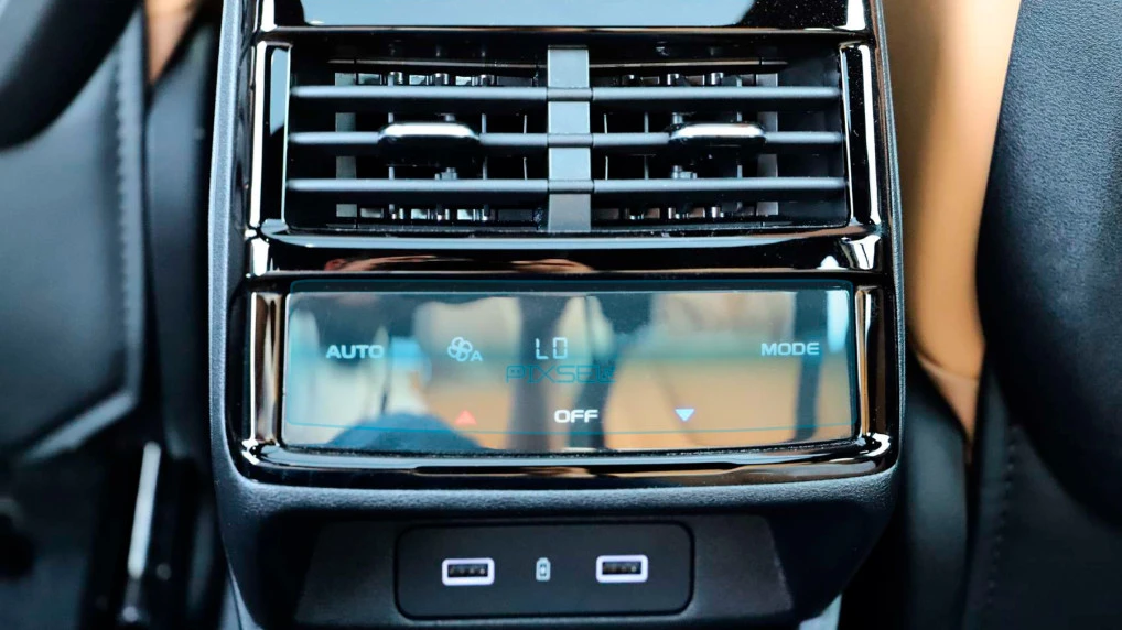 Sticlă de protecție Pixsel controlul climatizării GEELY MONJARO - 6“ 2023 -