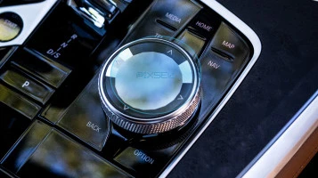 Sticlă de protecție Pixsel selector BMW X6 - 2.7“ 2023 - (G06)