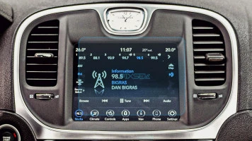 Sticlă hibridă de protecție Pixsel monitor CHRYSLER 300 - 8.1“ 2014 - 2020