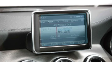 Sticlă de protecție Pixsel monitor MERCEDES BENZ CLA-CLASS - 6.9“ 2017 - 2018