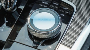 Sticlă de protecție Pixsel selector BMW X6 - 2.7“ 2019 - 2022 (G06)