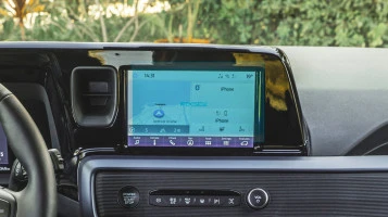 Sticlă hibridă de protecție Pixsel monitor FORD TOURNEO / TRANSIT COURIER - 8.1“ 2023 -