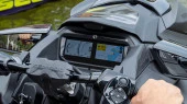 Sticlă hibridă de protecție Pixsel pentru vitezometrul skijetului BRP SEA-DOO RXP-X 325 2025 + 7.8“